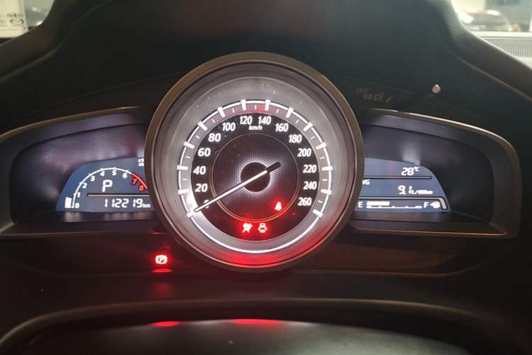 Used Mazda CX-4 2016 2.0L Automatic 2WD Blue Sky Dynamic Edition Instrument Cluster