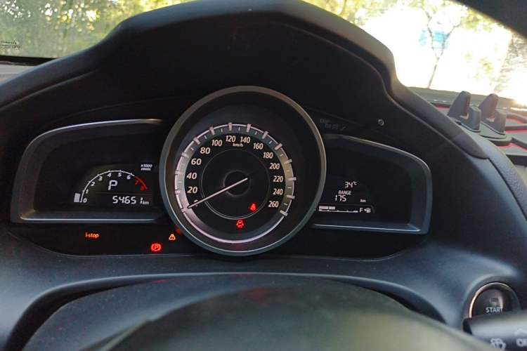 Used Mazda CX-4 2016 2.0L Automatic 2WD Blue Sky Luxury Edition Instrument Cluster