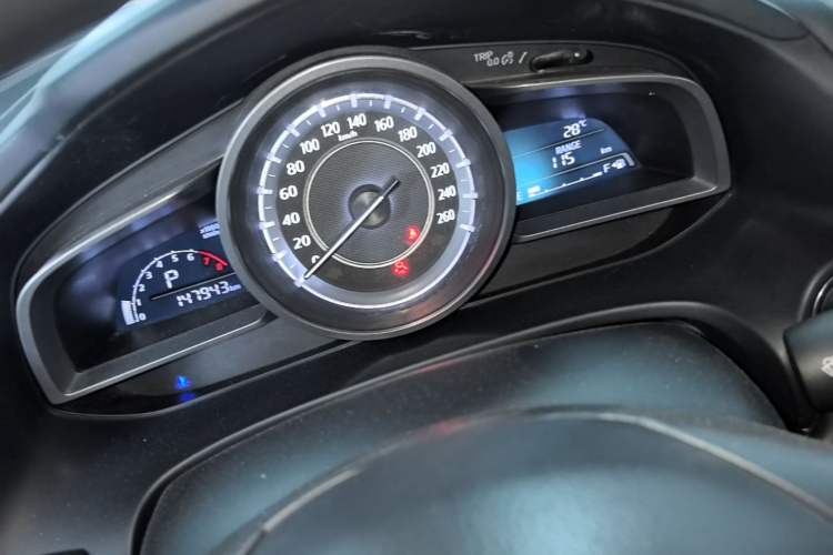 Used Mazda CX-4 2016 2.0L Automatic 2WD Blue Sky Dynamic Edition Instrument Cluster
