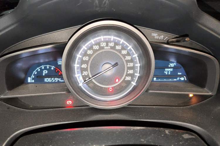 Used Mazda CX-4 2016 2.0L Automatic 2WD Blue Sky Dynamic Leather Edition Instrument Cluster