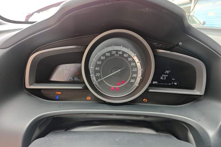 Used Mazda CX-4 2016 2.0L Automatic 2WD Blue Sky Dynamic Edition Instrument Cluster