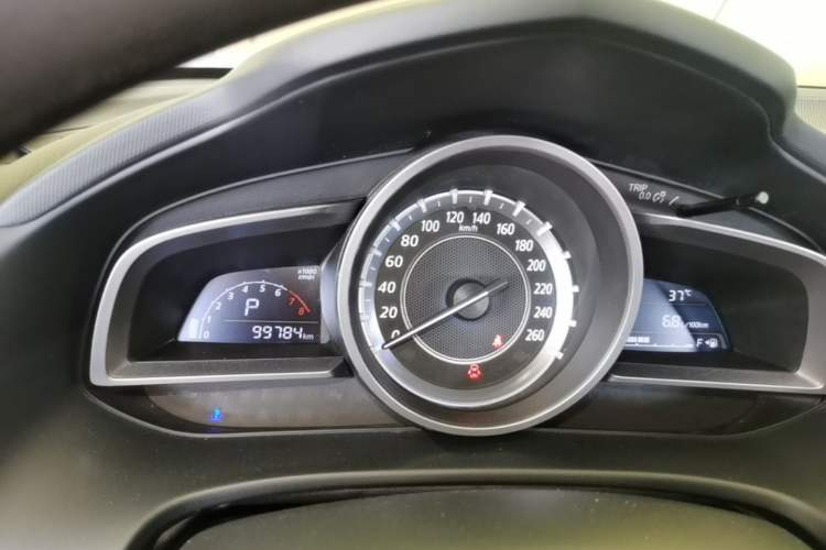 Used Mazda CX-4 2016 2.0L Automatic 2WD Blue Sky Dynamic Edition Instrument Cluster
