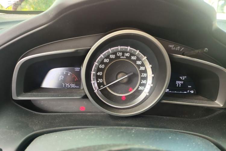 Used Mazda CX-4 2016 2.0L Automatic 2WD Blue Sky Luxury Edition Instrument Cluster
