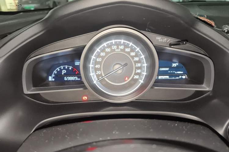 Used Mazda CX-4 2016 2.0L Automatic 2WD Blue Sky Luxury Edition Instrument Cluster