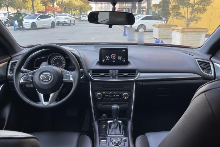 Used Mazda CX-4 2016 2.5L Automatic 4x4 Sky Blue Passion Edition Interior 2
