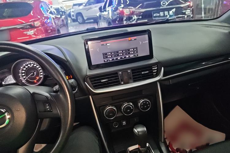 Used Mazda CX-4 2016 2.0L Automatic 2WD Blue Sky Dynamic Edition Interior 2