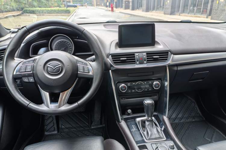 Used Mazda CX-4 2016 2.5L Automatic 4x4 Sky Blue Passion Edition Interior 3