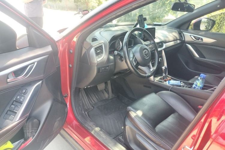 Used Mazda CX-4 2016 2.5L Automatic 4x4 Sky Blue Passion Edition Interior 3