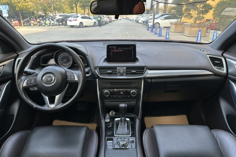Used Mazda CX-4 2016 2.0L Automatic 2WD Blue Sky Luxury Edition Interior 8