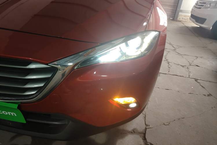 Used Mazda CX-4 2016 2.0L Automatic 2WD Blue Sky Luxury Edition Left Front Headlight