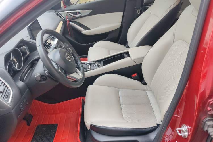 Used Mazda CX-4 2016 2.0L Automatic Two-Wheel Drive Blue Sky Leading Edition Left Front Seat