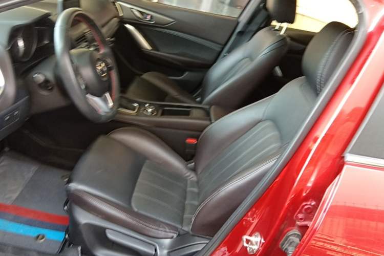 Used Mazda CX-4 2016 2.0L Automatic 2WD Blue Sky Luxury Edition Left Front Seat