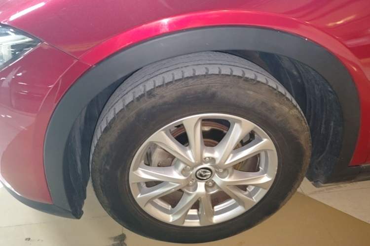 Used Mazda CX-4 2016 2.0L Automatic 2WD Blue Sky Dynamic Edition Left Front Wheel Hub