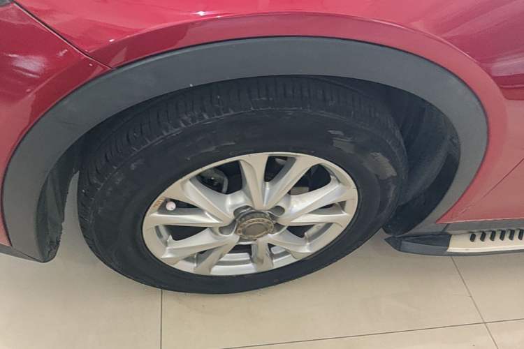 Used Mazda CX-4 2016 2.0L Automatic 2WD Blue Sky Luxury Edition Left Front Wheel Hub