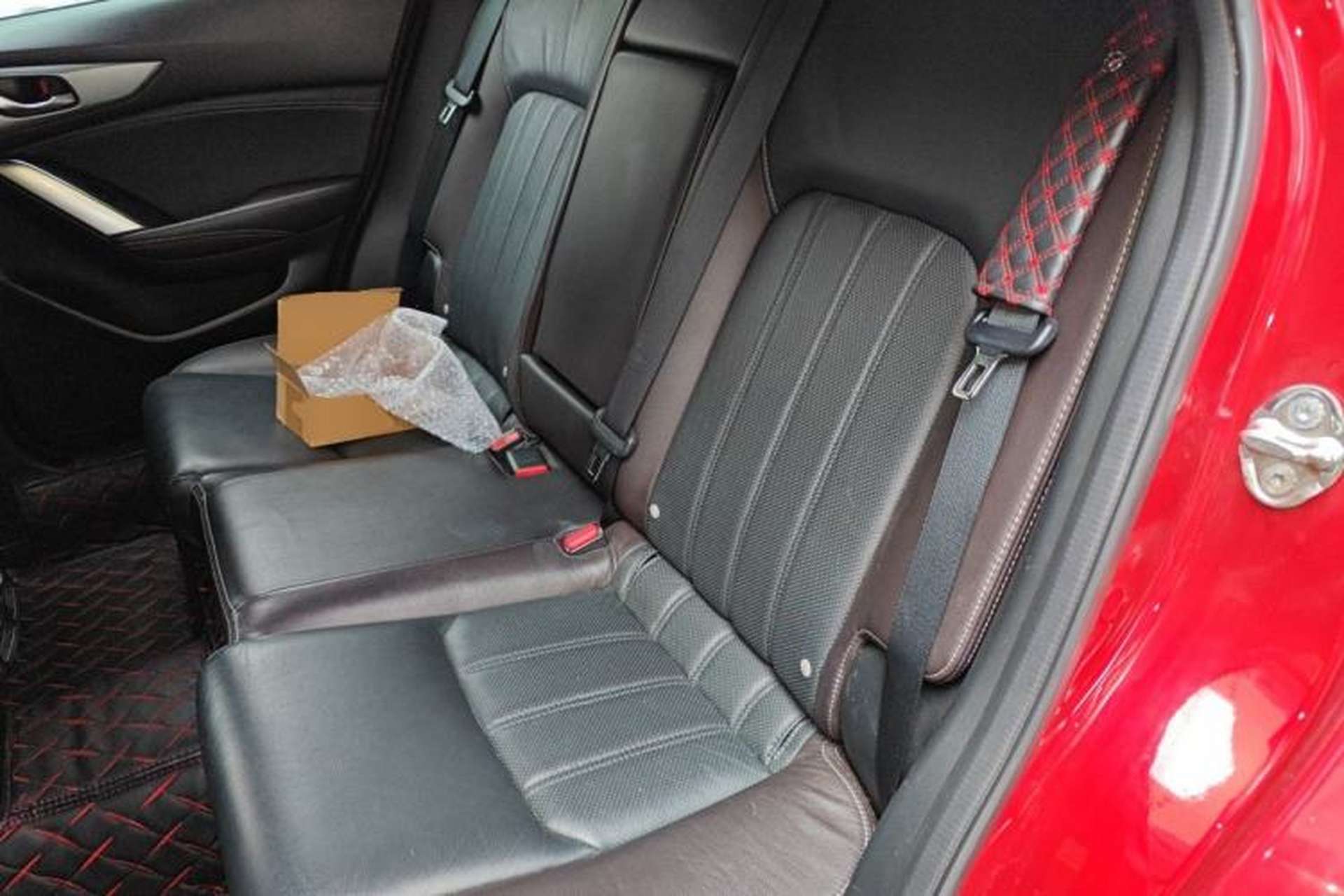 Used Mazda CX-4 2016 2.0L Automatic 2WD Blue Sky Luxury Edition Left Rear Seat