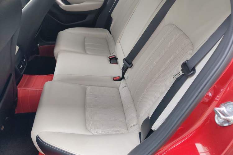 Used Mazda CX-4 2016 2.0L Automatic Two-Wheel Drive Blue Sky Leading Edition Left Rear Seat