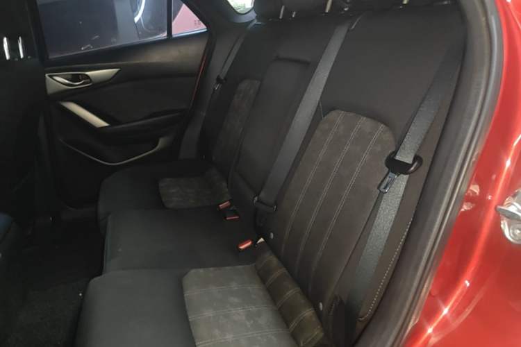 Used Mazda CX-4 2016 2.0L Automatic 2WD Blue Sky Dynamic Edition Left Rear Seat