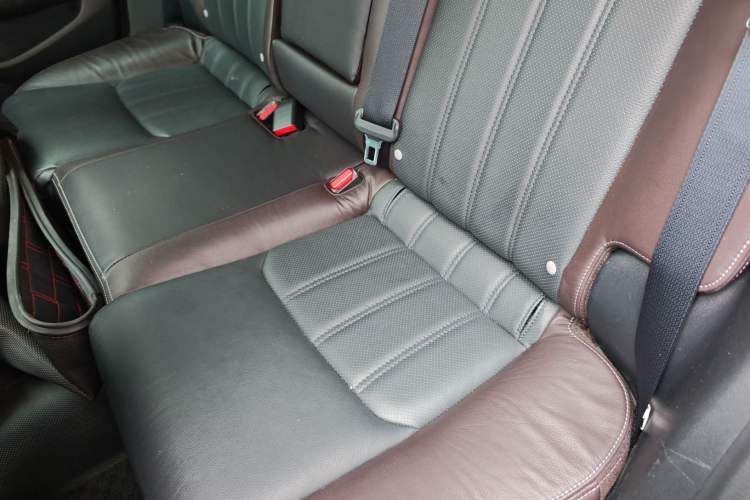 Used Mazda CX-4 2016 2.0L Automatic 2WD Blue Sky Luxury Edition Left Rear Seat
