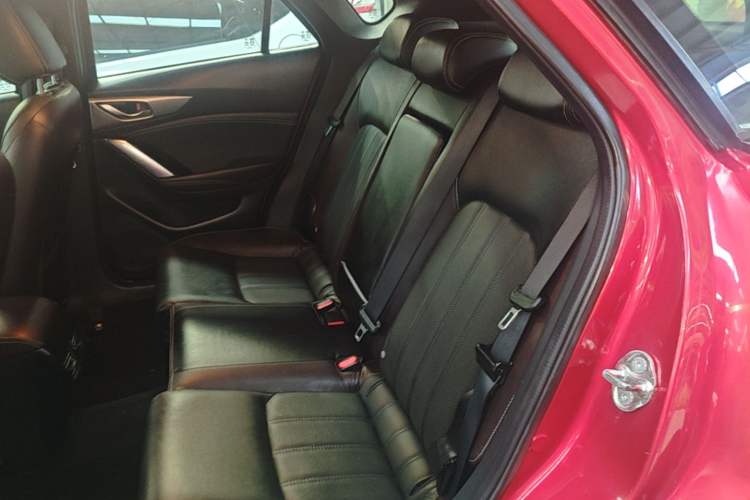 Used Mazda CX-4 2016 2.0L Automatic 2WD Blue Sky Luxury Edition Left Rear Seat