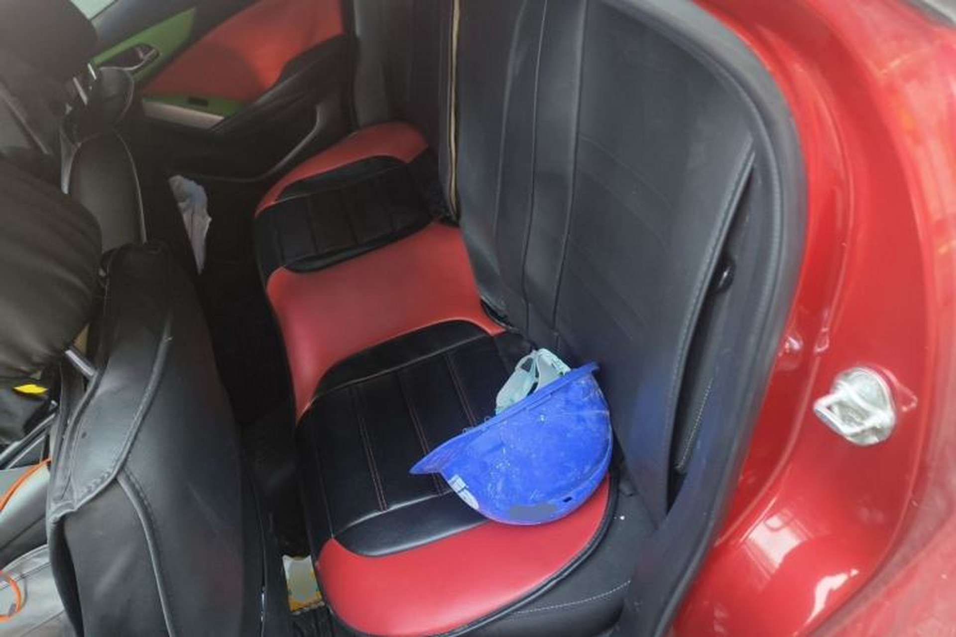 Used Mazda CX-4 2016 2.0L Automatic 2WD Blue Sky Dynamic Edition Left Rear Seat