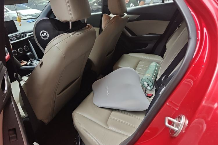 Used Mazda CX-4 2016 2.0L Automatic 2WD Blue Sky Dynamic Leather Edition Left Rear Seat