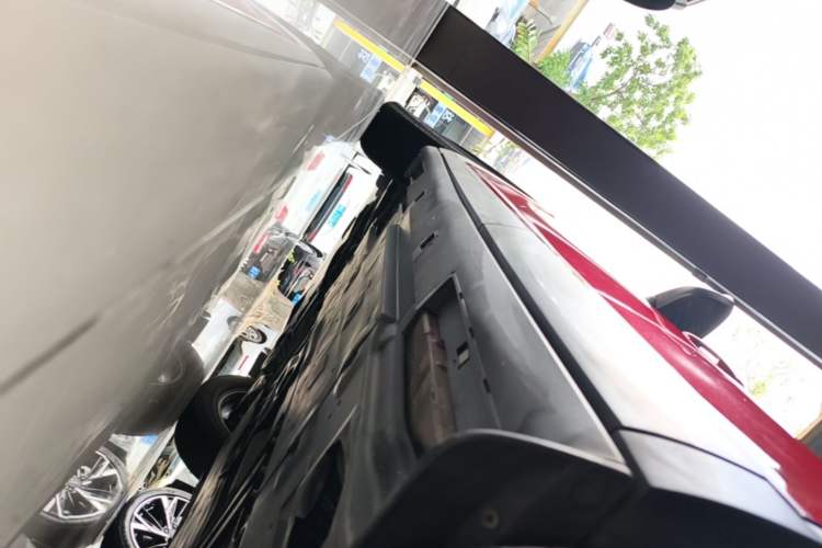 Used Mazda CX-4 2016 2.0L Automatic Two-Wheel Drive Blue Sky Leading Edition Left Side Sill