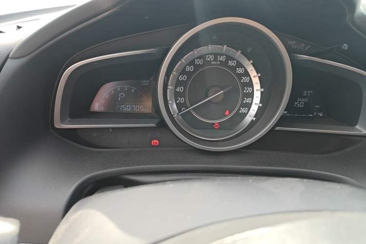 Used Mazda CX-4 2016 2.0L Automatic 2WD Blue Sky Luxury Edition Odometer Close Up