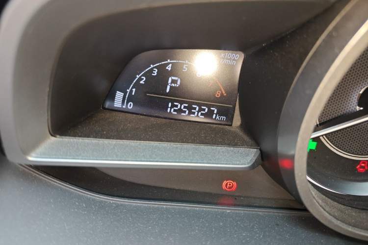 Used Mazda CX-4 2016 2.0L Automatic 2WD Blue Sky Dynamic Edition Odometer Close Up