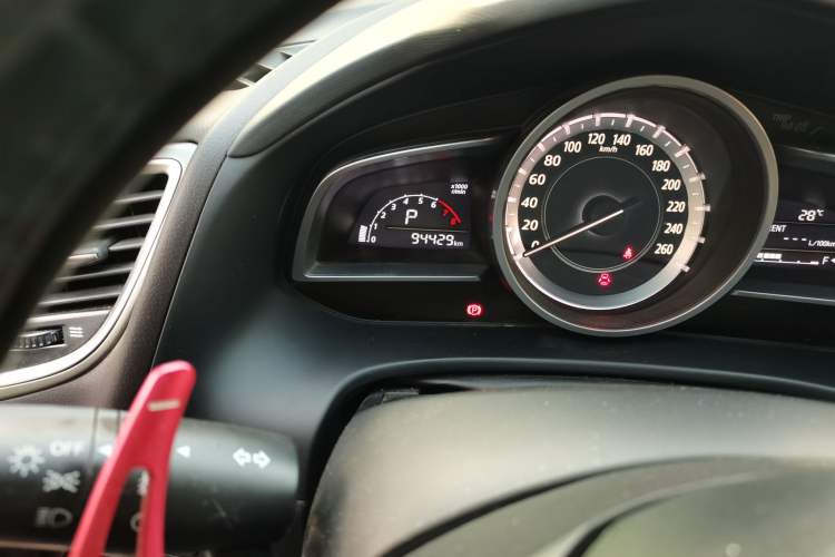 Used Mazda CX-4 2016 2.5L Automatic 4x4 Sky Blue Passion Edition Odometer Close Up