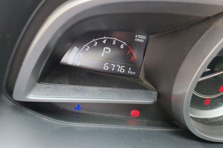 Used Mazda CX-4 2016 2.0L Automatic 2WD Blue Sky Luxury Edition Odometer Close Up