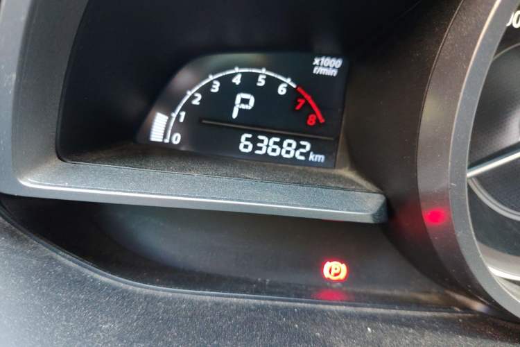 Used Mazda CX-4 2016 2.0L Automatic 2WD Blue Sky Luxury Edition Odometer Close Up