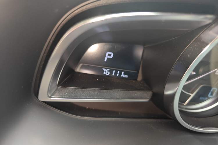 Used Mazda CX-4 2016 2.0L Automatic Two-Wheel Drive Blue Sky Leading Edition Odometer Close Up