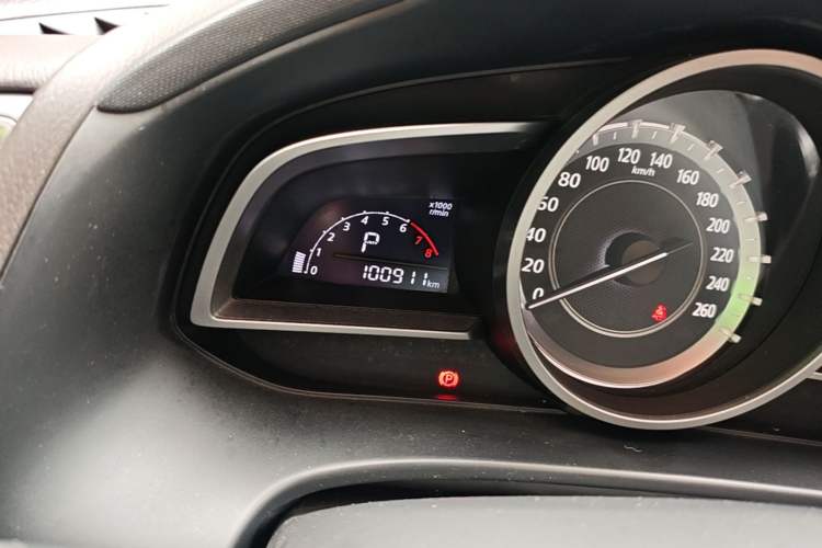Used Mazda CX-4 2016 2.5L Automatic 4x4 Sky Blue Passion Edition Odometer Close Up
