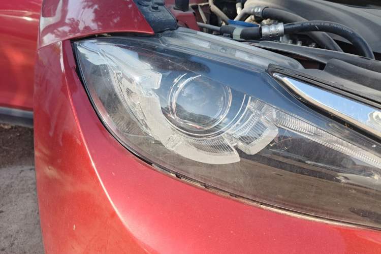 Used Mazda CX-4 2016 2.0L Automatic 2WD Blue Sky Luxury Edition Right Front Headlight