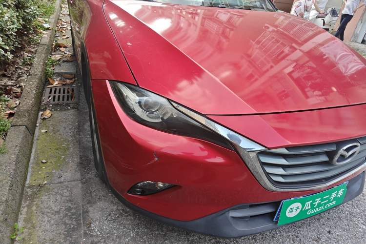 Used Mazda CX-4 2016 2.0L Automatic 2WD Blue Sky Luxury Edition Right Front Headlight