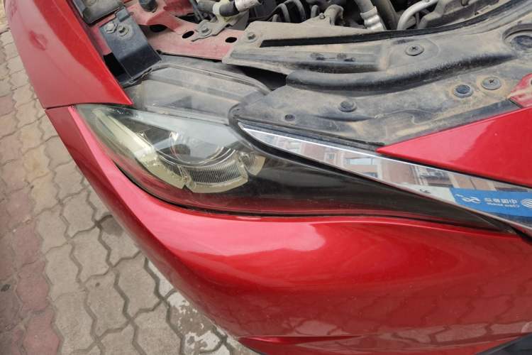 Used Mazda CX-4 2016 2.0L Automatic 2WD Blue Sky Dynamic Edition Right Front Headlight