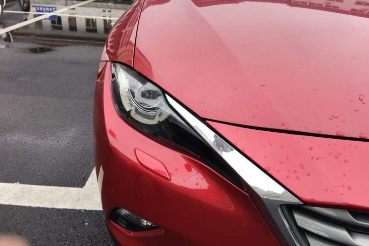 Used Mazda CX-4 2016 2.5L Automatic 4x4 Bluetide Fearless Edition Right Front Headlight