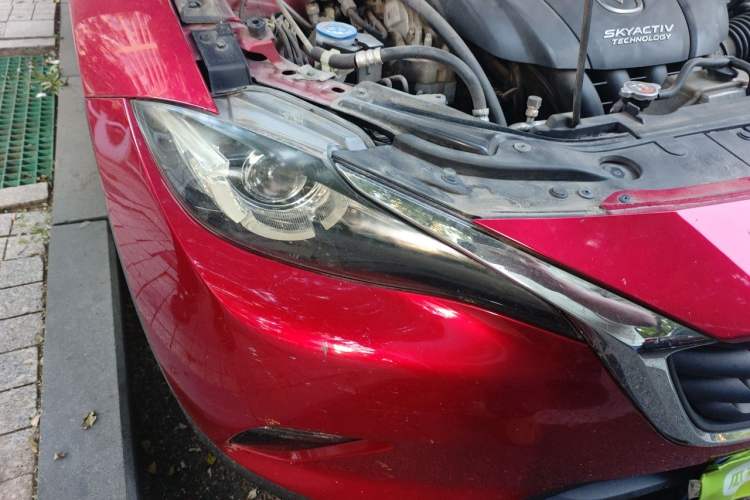 Used Mazda CX-4 2016 2.0L Automatic Two-Wheel Drive Blue Sky Exploration Edition Right Front Headlight