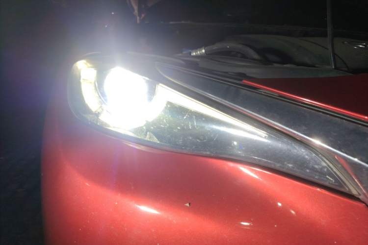 Used Mazda CX-4 2016 2.0L Automatic 2WD Blue Sky Dynamic Edition Right Front Headlight