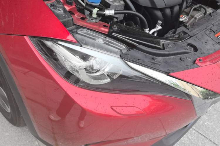 Used Mazda CX-4 2016 2.5L Automatic 4x4 Bluetide Fearless Edition Right Front Headlight