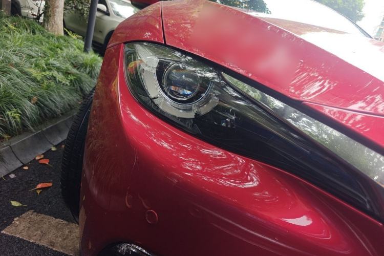 Used Mazda CX-4 2016 2.0L Automatic 2WD Blue Sky Luxury Edition Right Front Headlight
