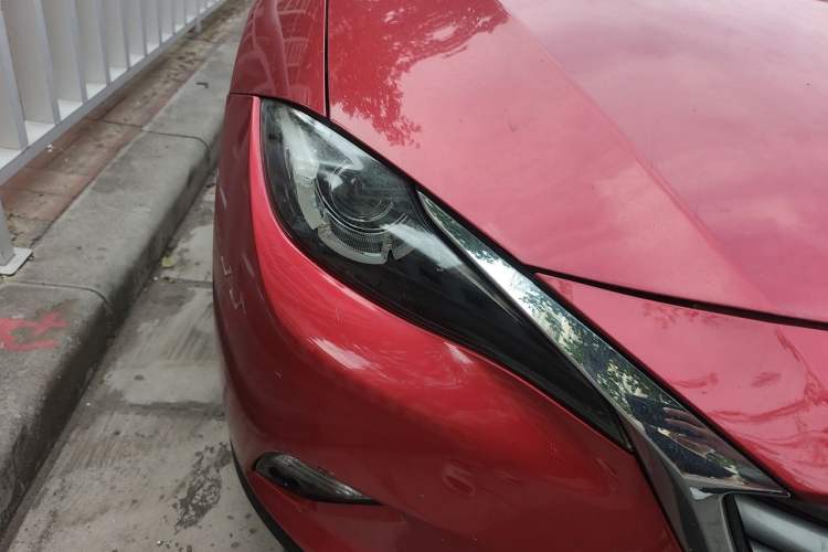 Used Mazda CX-4 2016 2.5L Automatic 4x4 Sky Blue Passion Edition Right Front Headlight