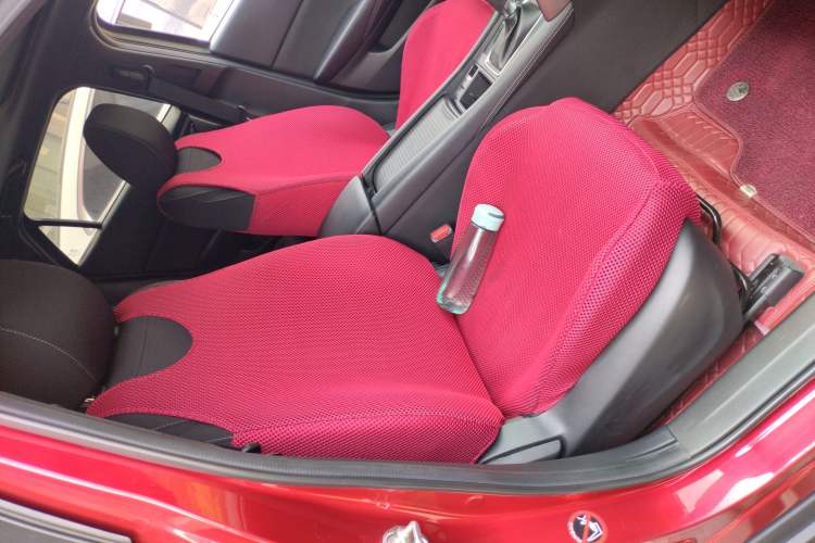 Used Mazda CX-4 2016 2.0L Automatic 2WD Blue Sky Dynamic Edition Right Front Seat