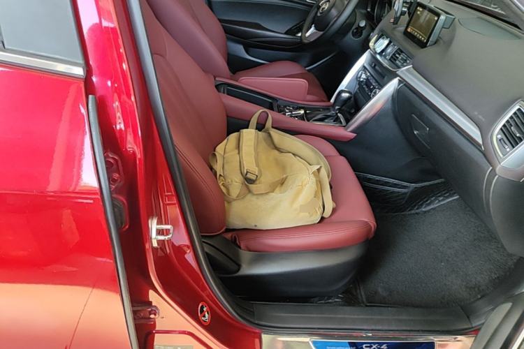 Used Mazda CX-4 2016 2.0L Automatic 2WD Blue Sky Luxury Edition Right Front Seat