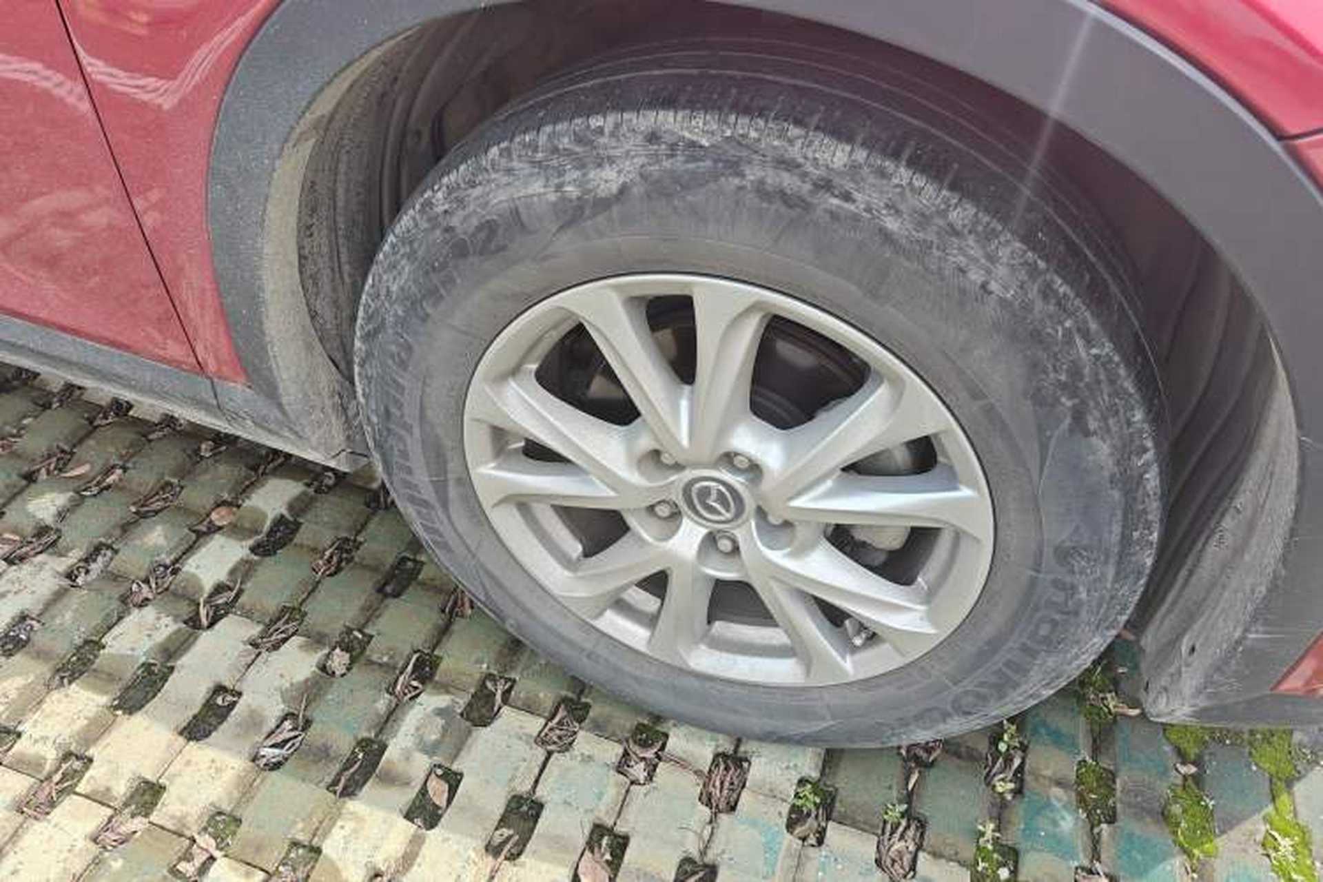 Used Mazda CX-4 2016 2.0L Automatic 2WD Blue Sky Dynamic Edition Right Front Wheel Hub