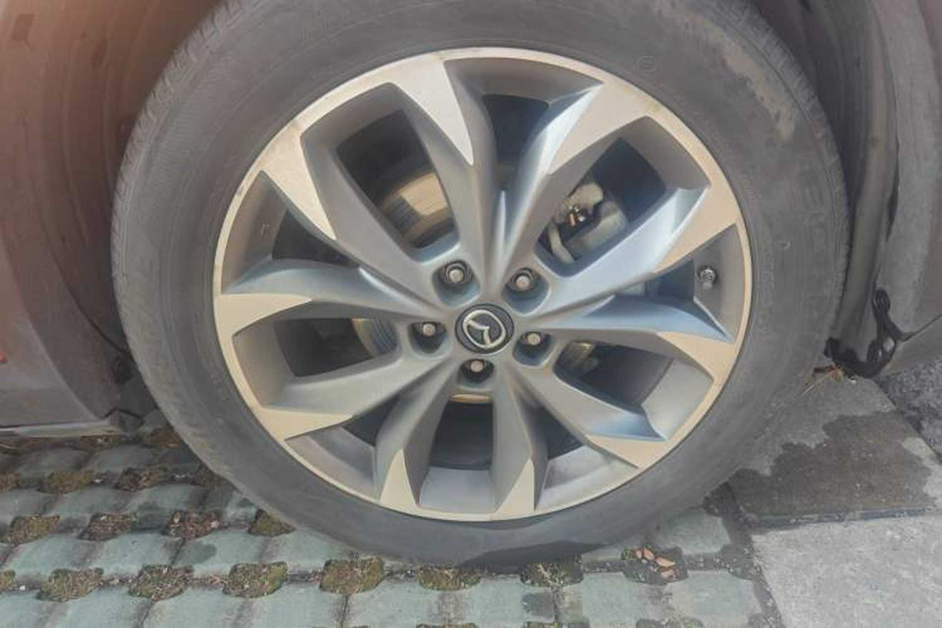Used Mazda CX-4 2016 2.5L Automatic 4x4 Sky Blue Passion Edition Right Front Wheel Hub