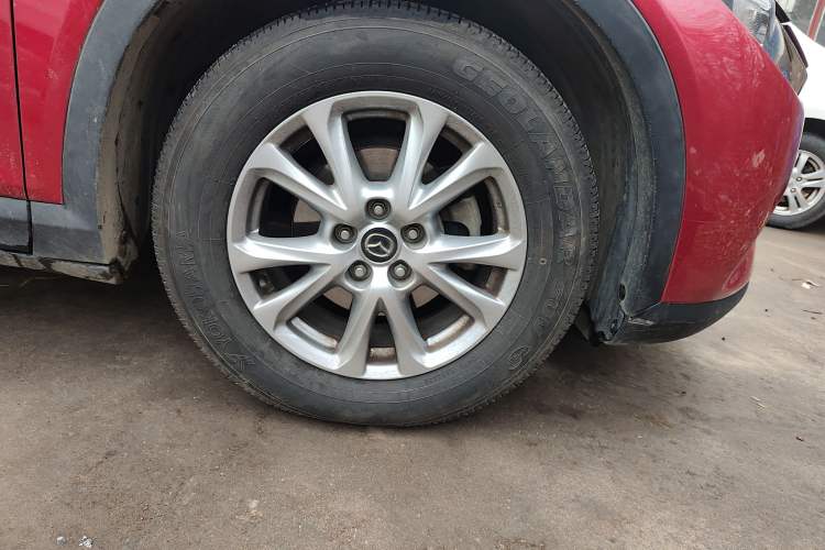 Used Mazda CX-4 2016 2.0L Automatic 2WD Blue Sky Luxury Edition Right Front Wheel Hub