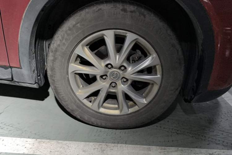 Used Mazda CX-4 2016 2.0L Automatic Two-Wheel Drive Blue Sky Exploration Edition Right Front Wheel Hub