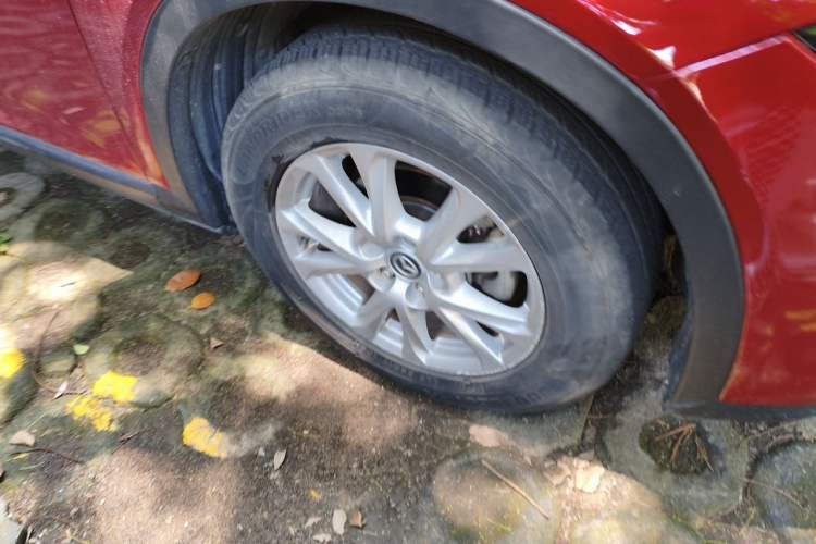 Used Mazda CX-4 2016 2.0L Automatic 2WD Blue Sky Luxury Edition Right Front Wheel Hub