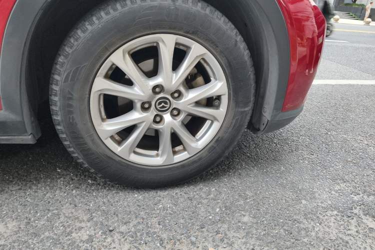Used Mazda CX-4 2016 2.0L Automatic 2WD Blue Sky Luxury Edition Right Front Wheel Hub